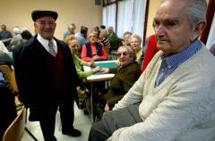 La falta de medios "ahoga" a los centros de mayores